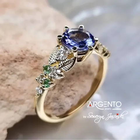 Tanzanit Szmaragdy i Diamenty Pierścionek zaręczynowy P106