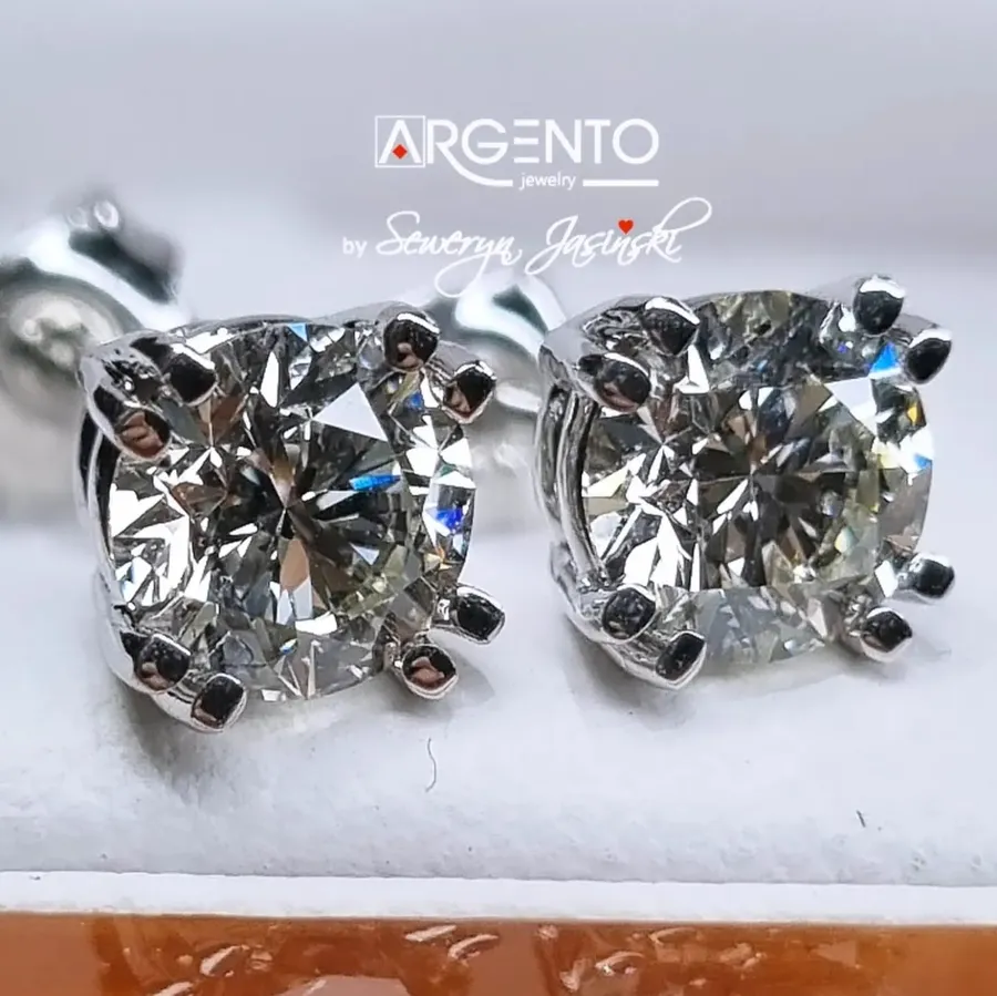 Kolczyki z diamentami K002